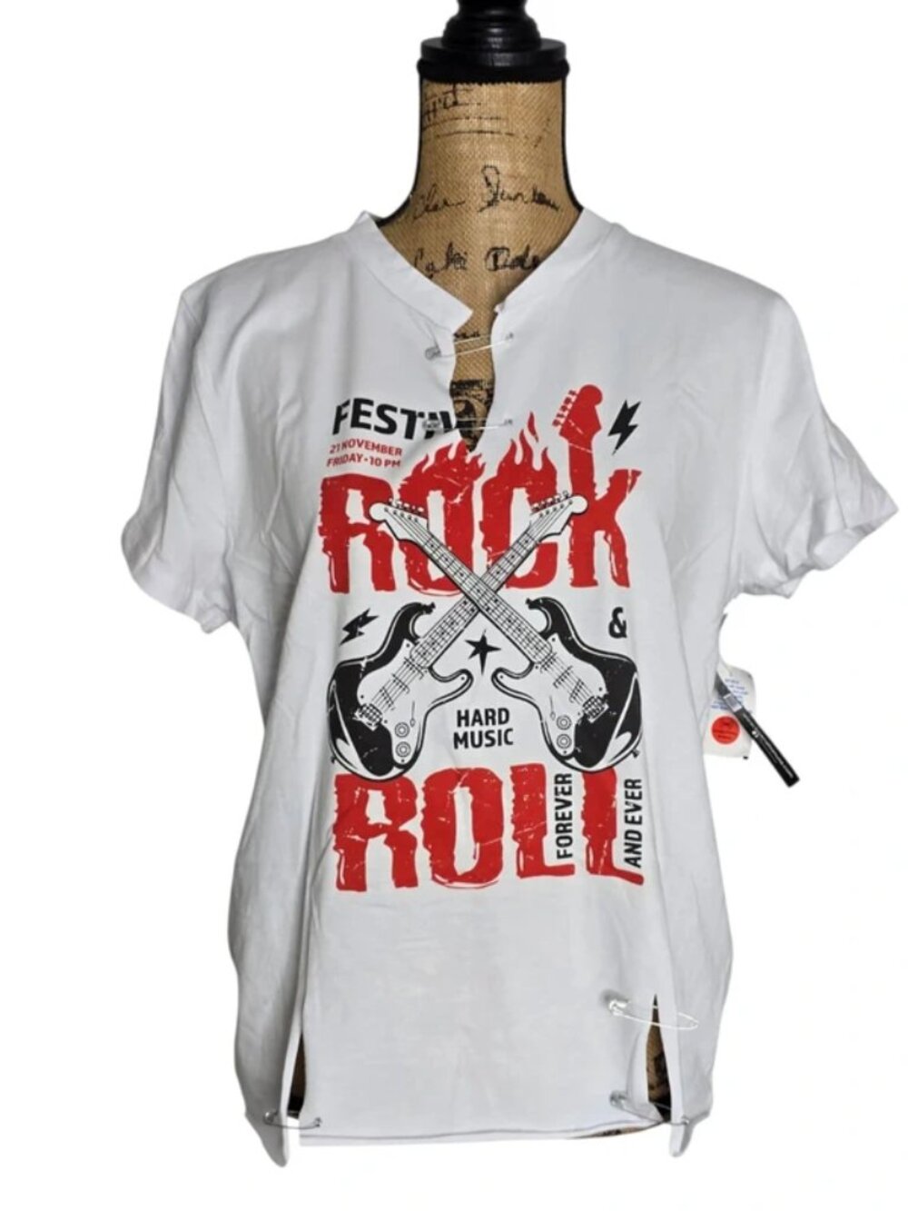 Love 83 White Distressed Rock & Roll Short Sleeve T-Shirt Top Size 1XL NEW